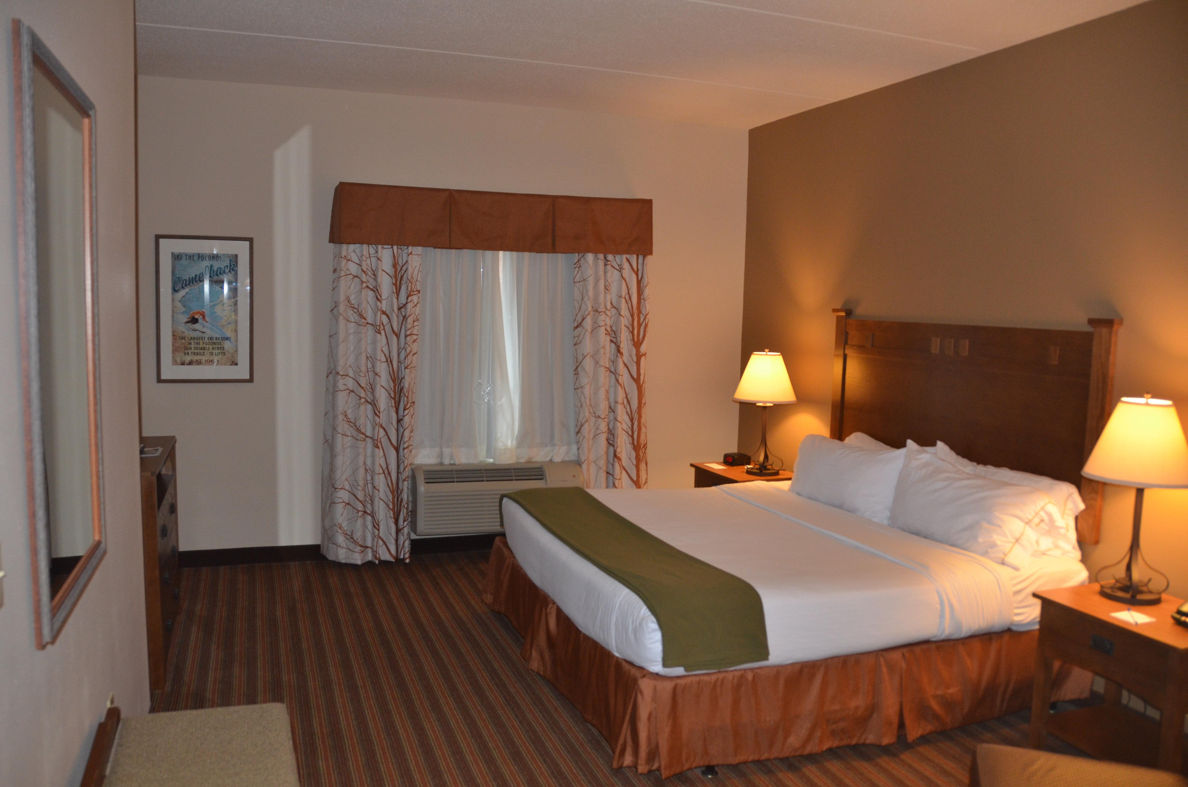 Holiday Inn Express & Suites Donegal By Ihg Exterior photo