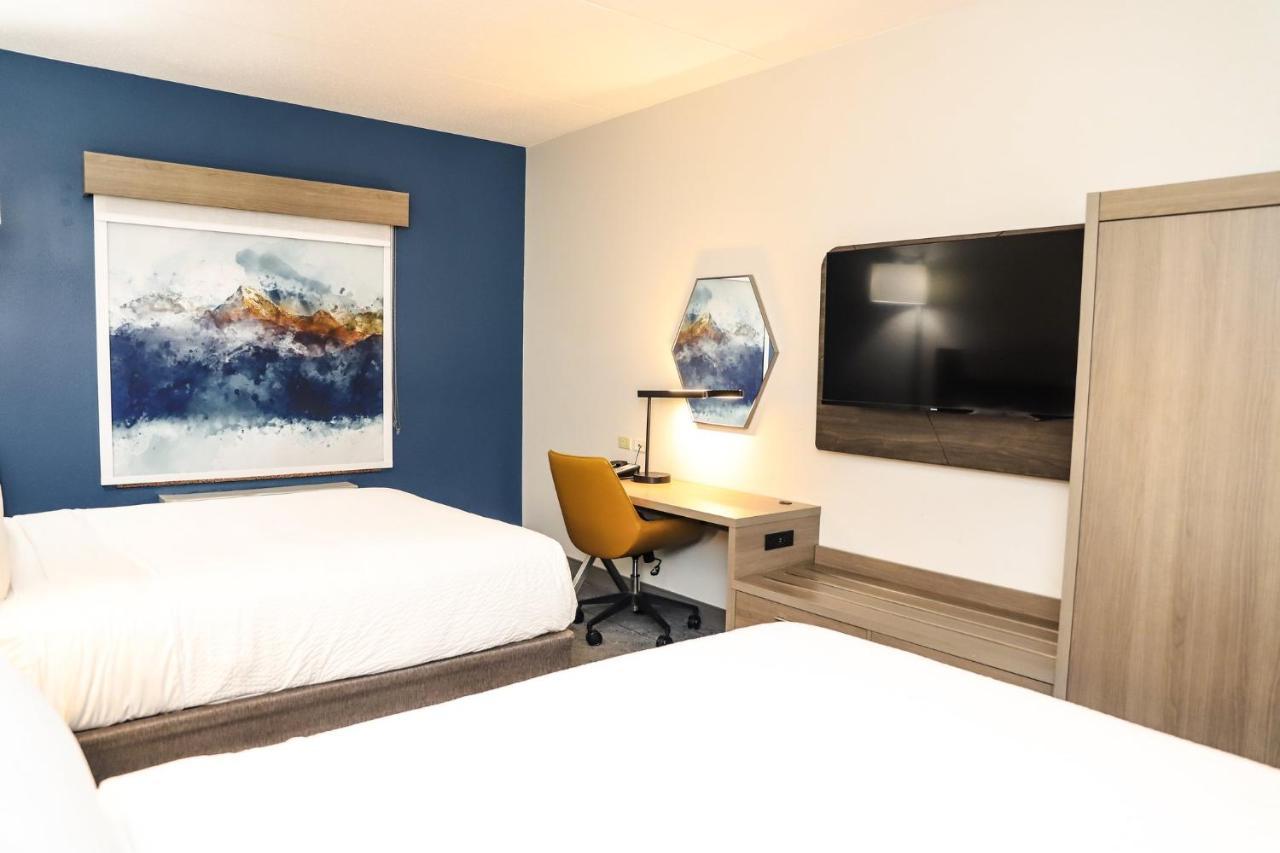 Holiday Inn Express & Suites Donegal By Ihg Exterior photo