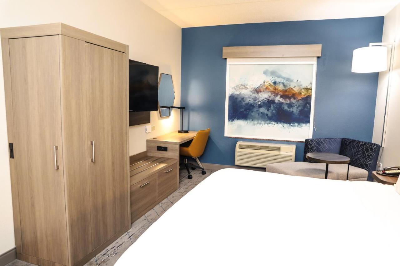 Holiday Inn Express & Suites Donegal By Ihg Exterior photo
