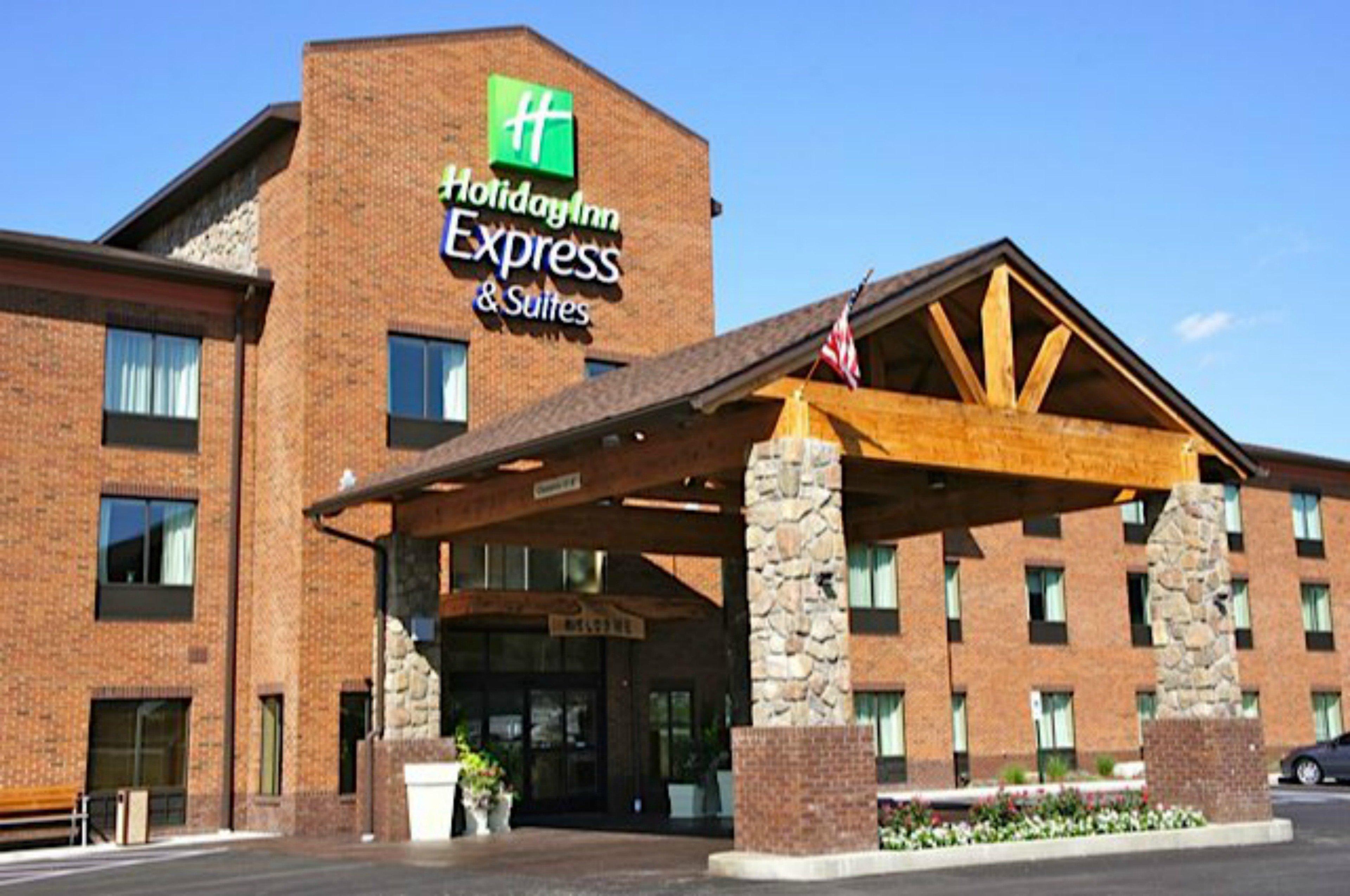 Holiday Inn Express & Suites Donegal By Ihg Exterior photo